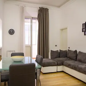 piazza-di-spagna-suite-apartment.it-romehotels.com/